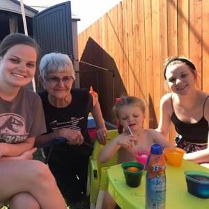 Meet your Posher, Nancy